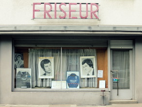 Anuschka Wenzlawski, Hairdresser