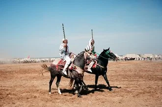 Fotokunst von Jim Delcid: Fantasia-Wettbewerb in der Nähe von Rabat, Marokko