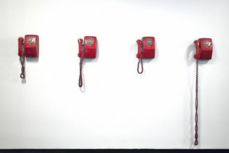 Jeff Seltzer, Telephones (in a hotel lobby) (United States, North America)