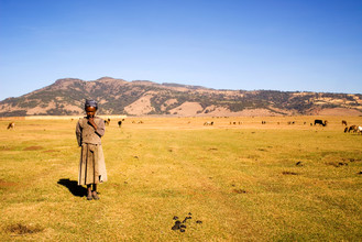 Bénédicte Salzes, Shy and curious - Ethiopia, Africa)