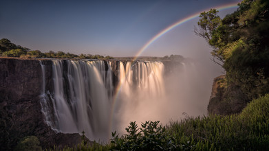 Dennis Wehrmann, Rainbow Victoria Falls Zimbabwe, Regenbogen Victoriafälle Zimbabwe - Simbabwe, Afrika)