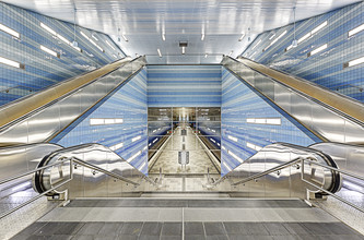 Michael Belhadi, Überseequartier - Germany, Europe)