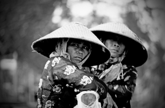 Michael Schöppner, Fisherwomen - Indonesien, Asien)