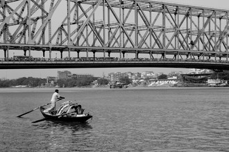 Florian Schmale, The bridge - Indien, Asien)