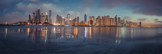 Jean Claude Castor, Dubai - Marina Skyline Panorama (Vereinigte Arabische Emirate, Asien)