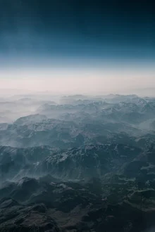 Fotokunst von Dennis F. Arnold: ruhige Berglandschaft in Griechenland