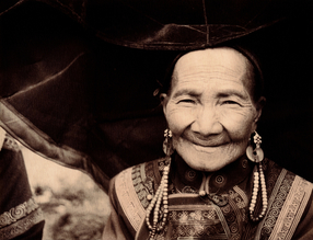 Andreas Kersten, heading for the dance - China, Asien)