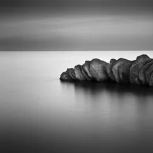 Black and white photo by Ronnie Baxter: coastal landscape with rocks