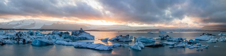 Cyril Hertz, Jökursarlon - Iceland, Europe)