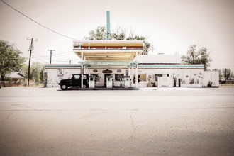 Florian Paulus, tank stop.