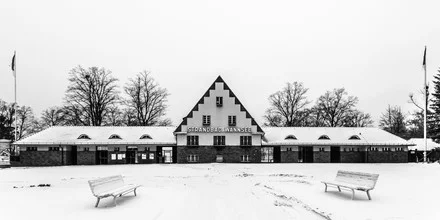 Photo art by Sebastian Rost: snowy Wannsee beach with trees and benches