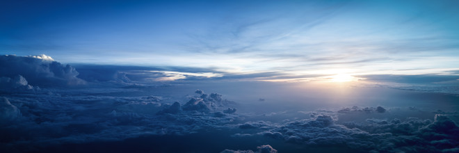Roman Becker, INTERNATIONAL AIRSPACE - China, Asien)