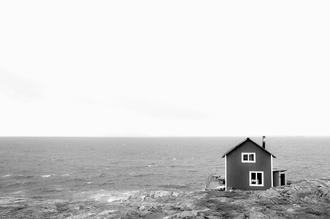 Daniel Schoenen, the house at the sea - Sweden, Europe)