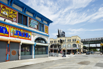 Daniel Schoenen, Surf Avenue #5