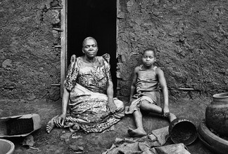 Victoria Knobloch, Dorfgeschichten - Uganda, Afrika)