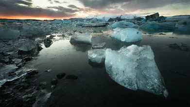 Photo art by Dennis Wehrmann: sunset at Jökulsarlon glacier lagoon