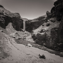 Dennis Wehrmann, Der Wasserfall Solheimajoekull auf Island - Island, Europa)