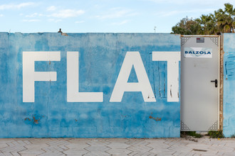 Arno Simons, Flat!