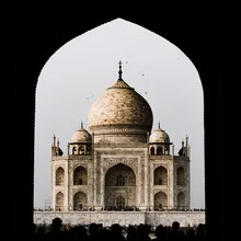 Photo art by Sebastian Rost: view of the Taj Mahal with a romantic atmosphere.