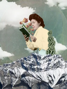 Illustration von Rosa De Salvo: Frau mit Buch vor einem Berg, sanfte Farben und ruhige Stimmung.