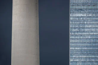 Fotokunst von Klaus Lenzen: sanfte blaue Töne in einem urbanen Umfeld