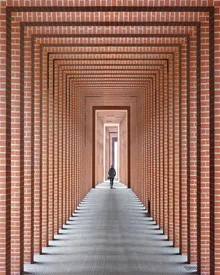 Photo art by Roc Isern: tunnel of light in a minimalist perspective