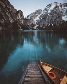 Philipp Heigel, THE LAKE. - Italy, Europe)