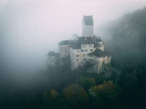 Patrick Monatsberger, Die Burg im Nebel (Deutschland, Europa)