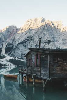Patrick Pfaff, Monring vibes at the Lago Di Braies. - Italy, Europe)