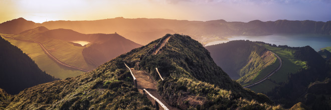 Jean Claude Castor, Hiking on the Azores - Portugal, Europe)