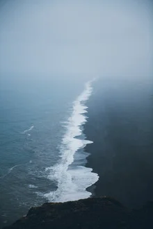 Photo art by Quentin Strohmeier: cold coastal landscape with dark sky and waves