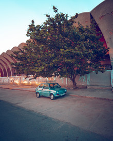 Franz Sussbauer, parking in the shadow - Cuba, Latin America and Caribbean)
