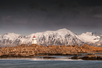 Sebastian Worm, The Lighthouse