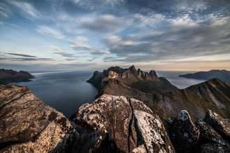 Sebastian Worm, The Island View