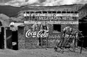 Photo art by Martin Erichsen: stylish hotel shot in Ethiopia