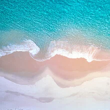 Photo art by Sandflypictures - Thomas Enzler: calm coastline with gentle waves
