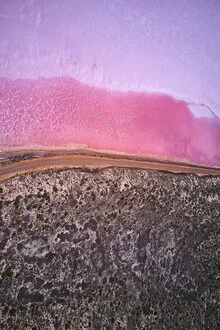 Pink lake in Australia, soft colors and calm atmosphere