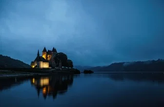 Magisches Schloss - fotokunst von Alex Wesche