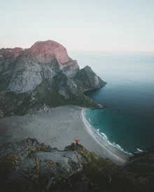 Photo art by Philipp Heigel: calm coastal landscape in Norway during the midnight sun