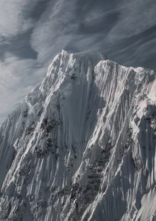 Fotokunst von Christoph Johann: schneebedeckte Berge unter einem klaren Himmel