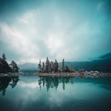 Photo art: calm evening mood at Eibsee with mountain reflections