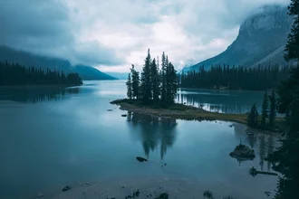 Photo art by Sebastian ‘zeppaio' Scheichl: mystical morning mood at Maligne Lake