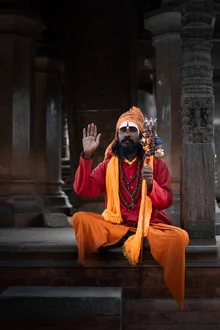 Fotokunst von Thomas Christian Keller: Menschen in Nepal während eines Festivals
