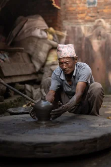 Portrait of a Nepalese person: authentic representation of culture and tradition.