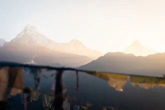 Fotokunst von Thomas Christian Keller: friedlicher Himalaya mit sanften Berggipfeln
