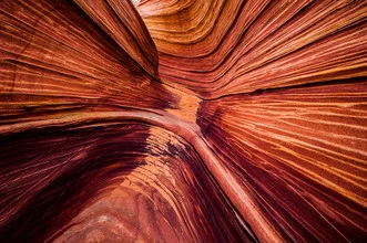 Photo art by Lukas Gawenda: gentle stone lines in warm tones