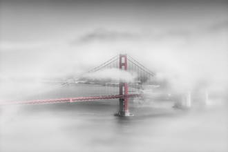 Melanie Viola, Foggy Golden Gate Bridge | colorkey