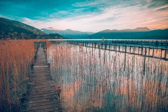 Fotokunst von Franz Sussbauer: ruhiger Blick auf den Tegernsee und die Alpen im Hintergrund