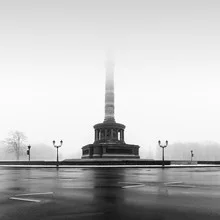 Photo art by Ronny Behnert: Siegessäule enveloped in gentle fog