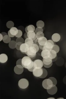 Abstraktes Fotokunst: verschwommene Lichter in sanften Farben